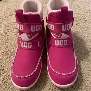 Girls UGG boots size 12 pink. Only tried on in house.